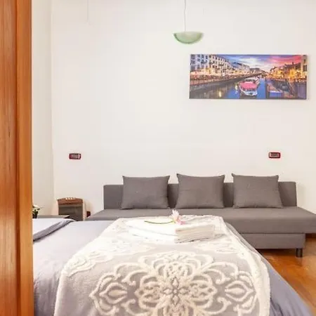 Apartament Bomboniera Nel Cuore Di Navigli *